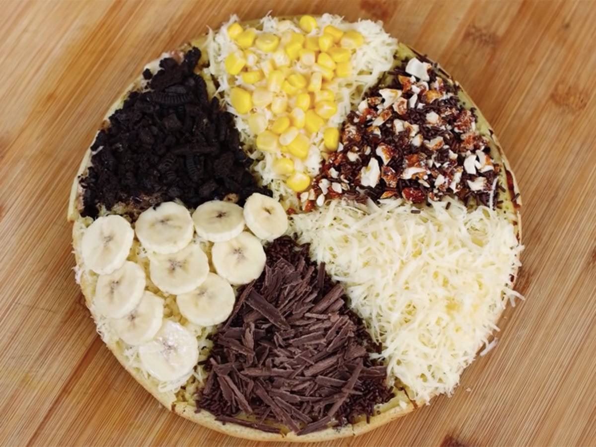 Martabak: Kelezatan Gurih dan Manis dalam Satu Sajian