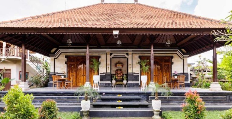 Bali Pusat Kebudayaan Yang Megah